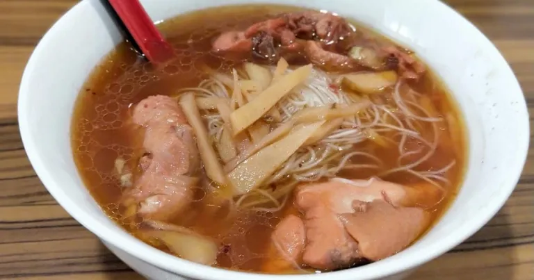 Kompia, Kampua Mee, and More: Here Are the Best Food to Try in Sibu, Sarawak