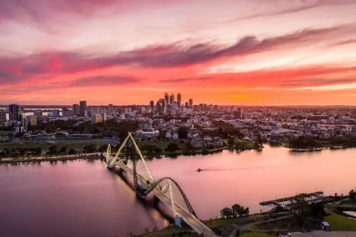 image for article Closer Than You Think: Why Malaysians Are Opting for Western Australia’s Easy Getaways