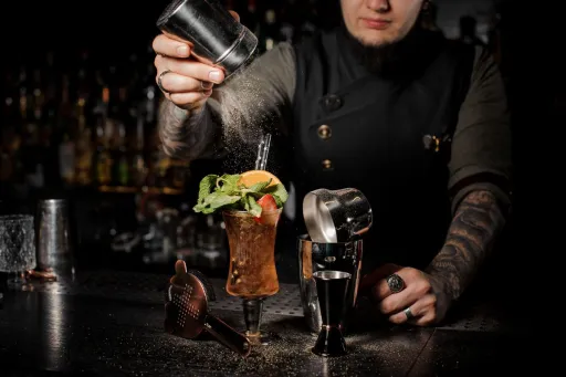 Penang’s Best Speakeasies & Cocktail Bars: 8 Places for a Stylish Night Out image for article Penang’s Best Speakeasies & Cocktail Bars: 8 Places for a Stylish Night Out