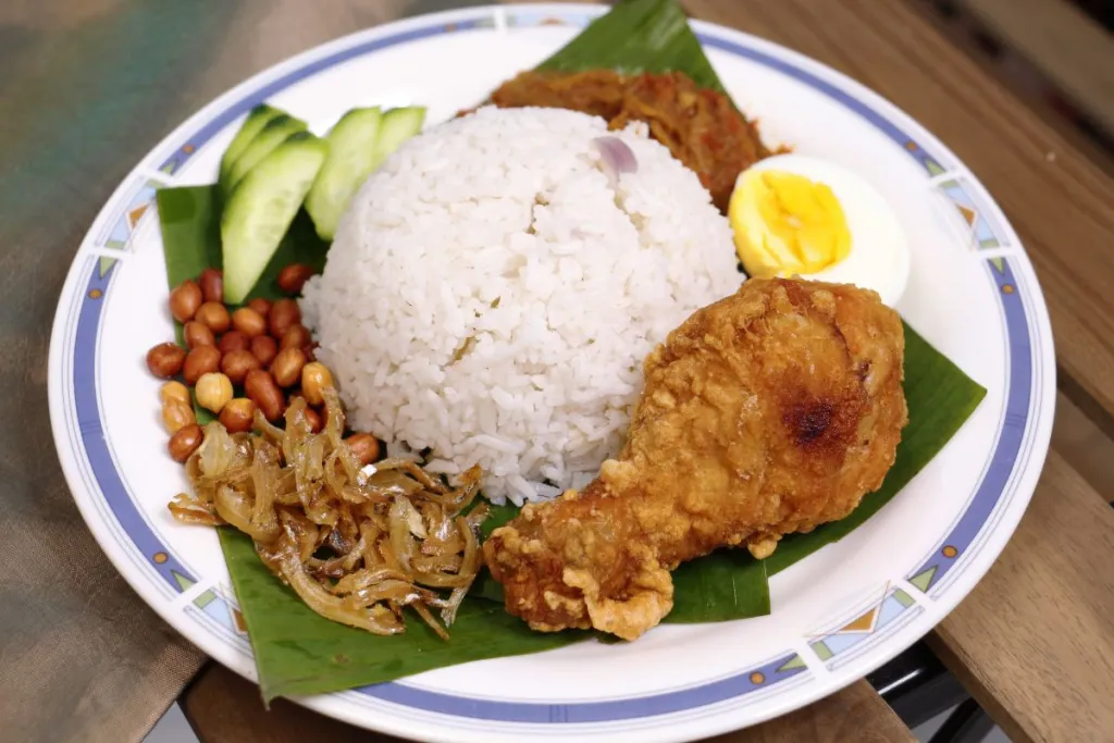 8 Best Nasi Lemak Spots in Klang Valley, From Classic Stalls to Modern Bowls