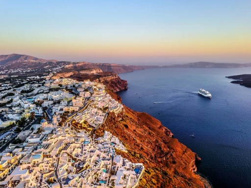 image for article Top 14 Things to Do in Santorini, The Alluring Island Paradise of Greece