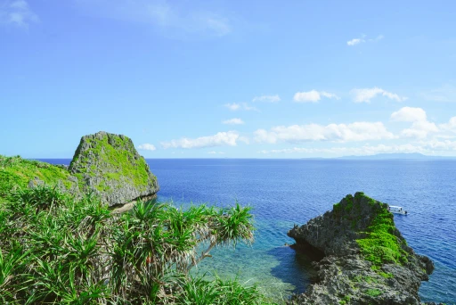 image for article Exploring Okinawa: Lovey-Dovey Things to Do in Japan’s Most Romantic Destination