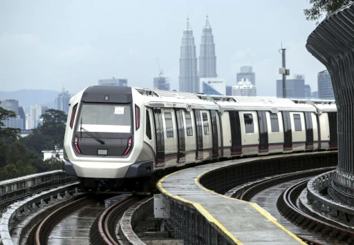 image for article Sungai Buloh – Kajang 地铁现已正式开始启用啦！