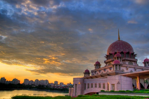 image for article 吉隆坡旅遊新手指南：這10個景點，千萬別錯過！
